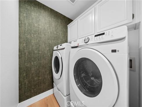 33  Winterfield   Road, Irvine, CA