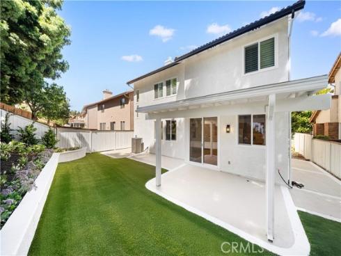 33  Winterfield   Road, Irvine, CA