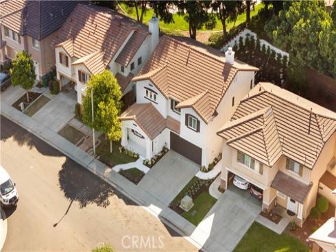 33  Winterfield   Road, Irvine, CA