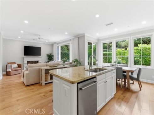 23  Bianco  , Irvine, CA