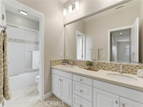 23  Bianco  , Irvine, CA