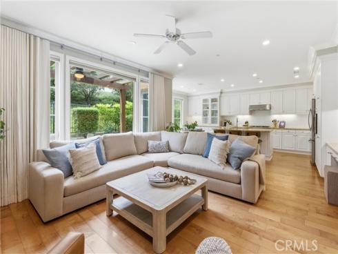 23  Bianco  , Irvine, CA