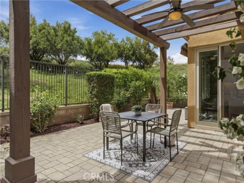 23  Bianco  , Irvine, CA