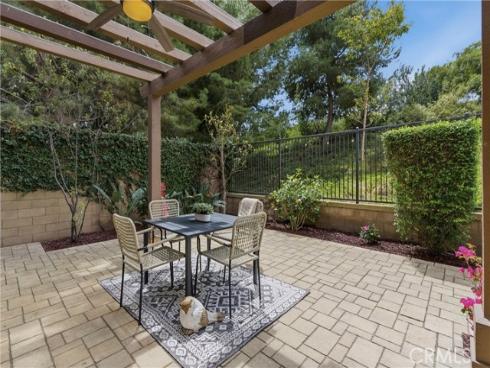 23  Bianco  , Irvine, CA