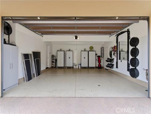 23  Bianco  , Irvine, CA