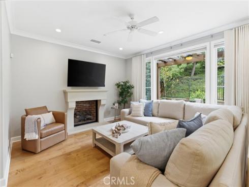 23  Bianco  , Irvine, CA