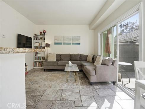 48  Monroe  , Irvine, CA