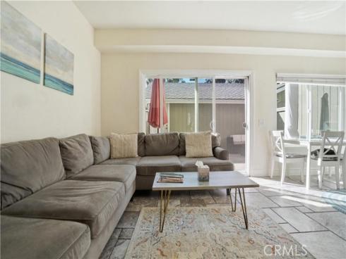 48  Monroe  , Irvine, CA