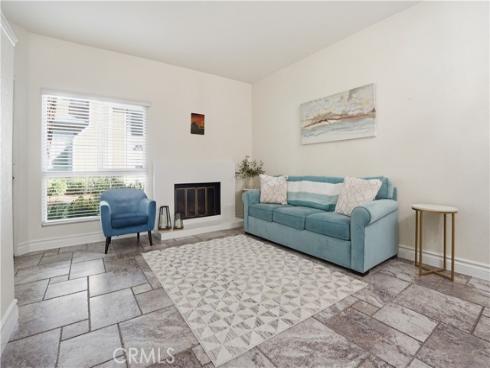 48  Monroe  , Irvine, CA