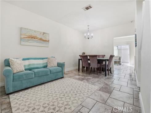 48  Monroe  , Irvine, CA