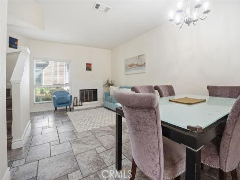 48  Monroe  , Irvine, CA