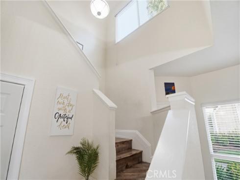 48  Monroe  , Irvine, CA