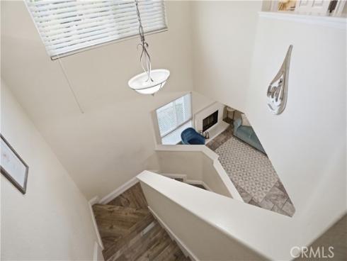 48  Monroe  , Irvine, CA