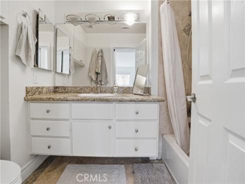 48  Monroe  , Irvine, CA