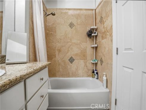 48  Monroe  , Irvine, CA