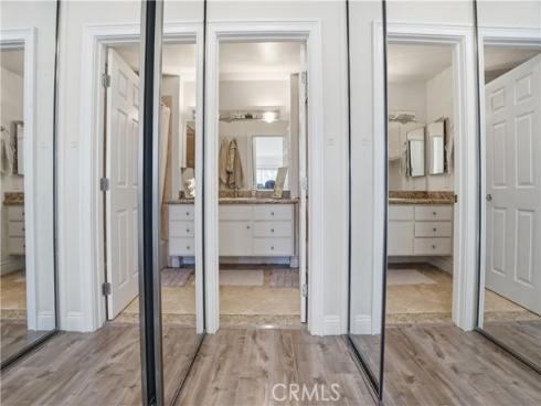 48  Monroe  , Irvine, CA