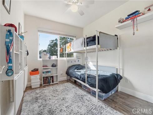 48  Monroe  , Irvine, CA