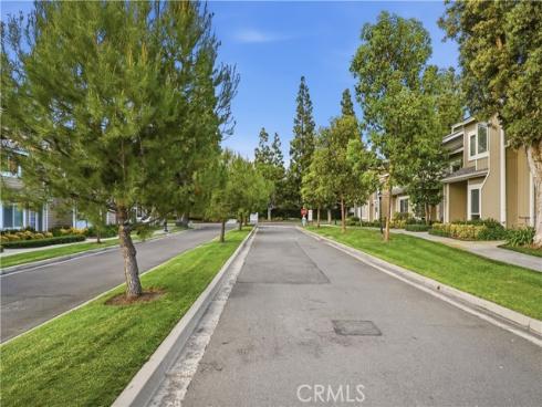 48  Monroe  , Irvine, CA