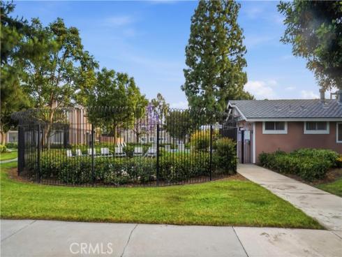 48 Monroe , Irvine, CA