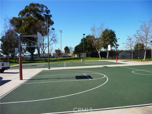 48  Monroe  , Irvine, CA