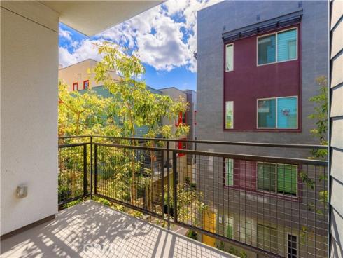 1310  Nolita  , Irvine, CA