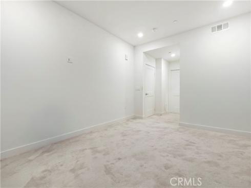 1310  Nolita  , Irvine, CA