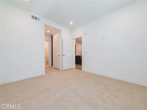 2414  Nolita  , Irvine, CA