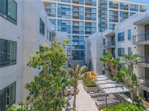 2414  Nolita  , Irvine, CA