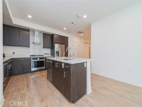 2414  Nolita  , Irvine, CA