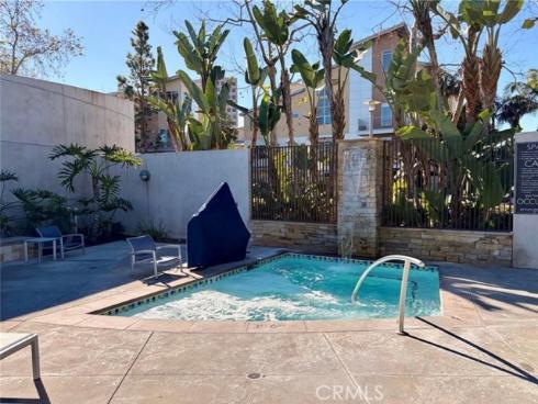 2414  Nolita  , Irvine, CA