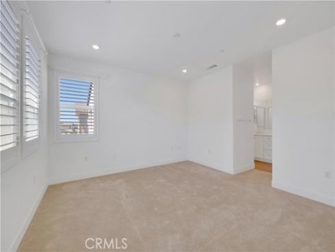 426  Lobata  , Irvine, CA