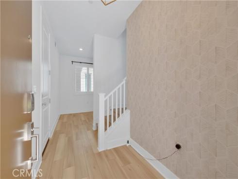 426 Lobata , Irvine, CA