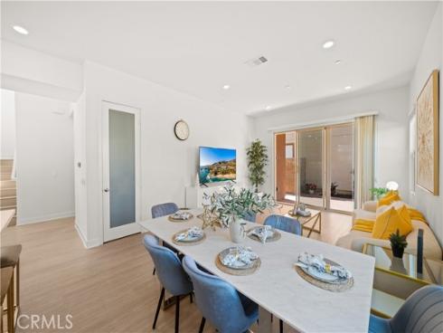 131  Newall  , Irvine, CA