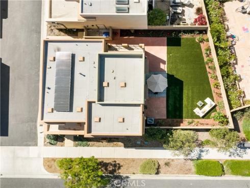 131  Newall  , Irvine, CA