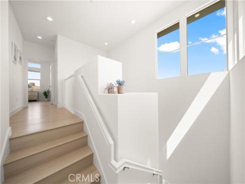 131  Newall  , Irvine, CA