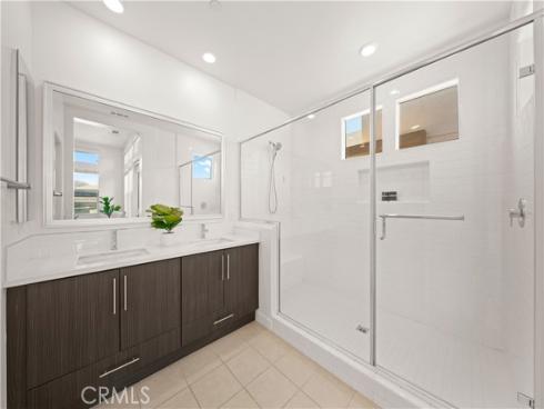 131  Newall  , Irvine, CA