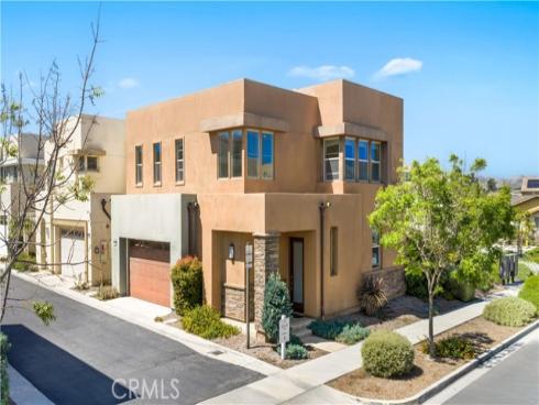 131  Newall  , Irvine, CA