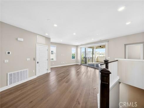 195  Stellar  , Irvine, CA