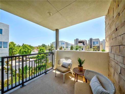 195  Stellar  , Irvine, CA