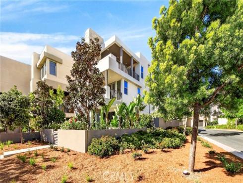 195  Stellar  , Irvine, CA