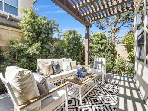 131  Okra  , Irvine, CA