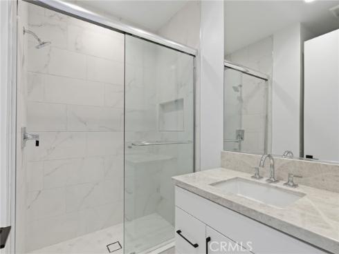 165  Apron  , Irvine, CA