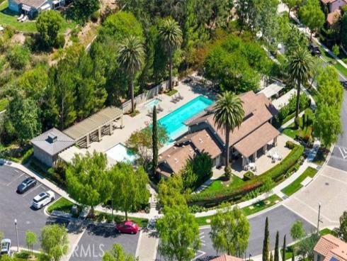 55  Andrews  , Irvine, CA