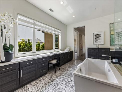 79  Eider Run  , Irvine, CA