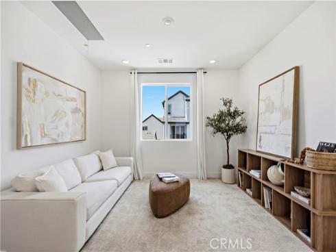 218  Tank  , Irvine, CA