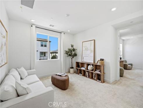 218  Tank  , Irvine, CA