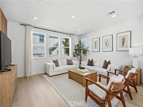 218  Tank  , Irvine, CA