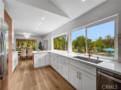 2  Featherwood  , Irvine, CA