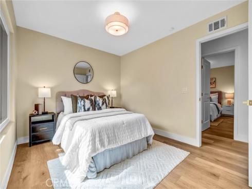 2  Featherwood  , Irvine, CA