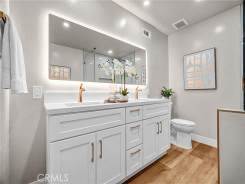 2  Featherwood  , Irvine, CA